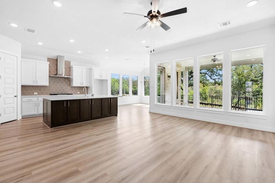 Spacious, unfurnished interior of a new home in Double Eagle Ranch, Cedar Creek (Image 17). Spacious, unfurnished interior of a new home in Double Eagle Ranch, Cedar Creek (Image 17).