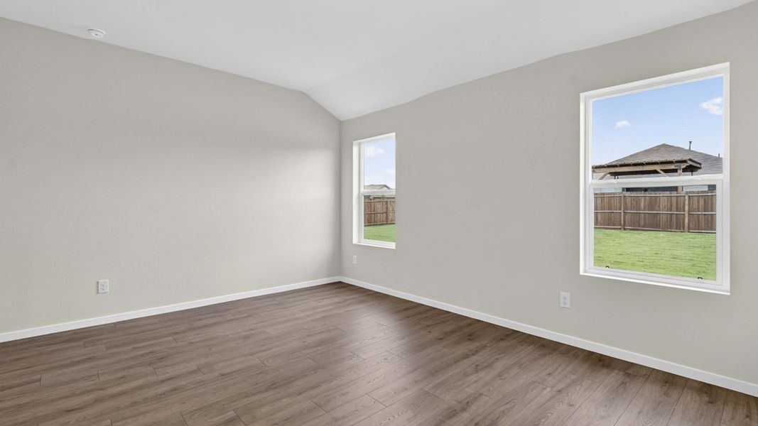 Spacious, unfurnished interior of a new home in Waverly Estates, Josephine (Image 10).