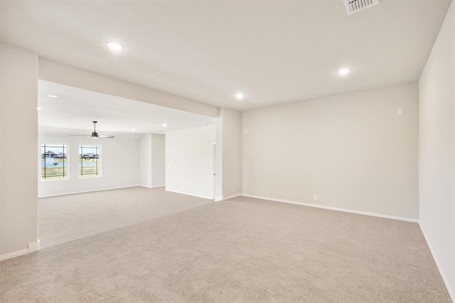 Spacious, unfurnished interior of a new home in Somerset Classic 70s & 80s, Mansfield (Image 14).