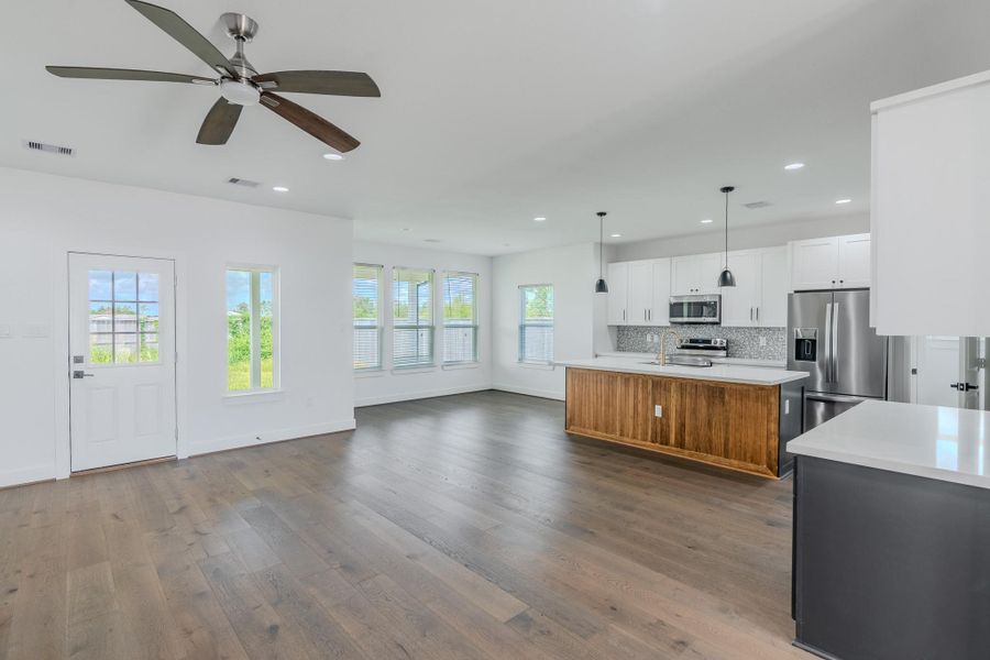 Spacious, unfurnished interior of a new home in , Cleveland (Image 20). Spacious, unfurnished interior of a new home in , Cleveland (Image 20).