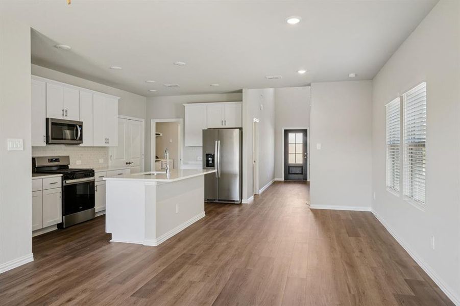 Furnished interior view inside a new home in Southridge - Spring Series, McKinney (Image 15).