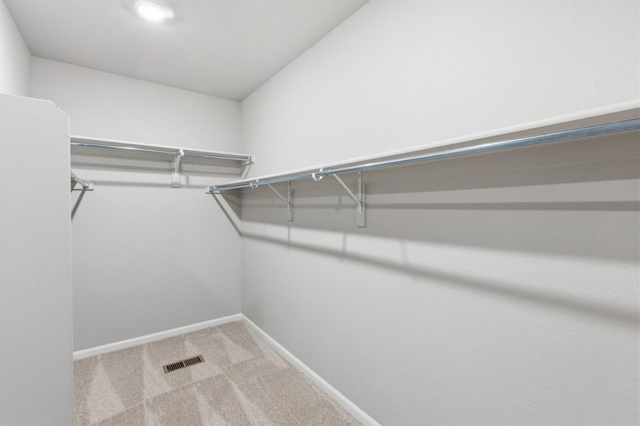 Spacious, unfurnished interior of a new home in Talon Pointe, Thornton (Image 17).