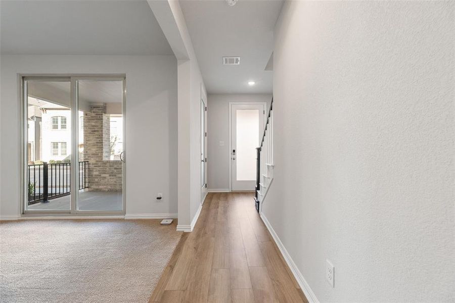 Spacious, unfurnished interior of a new home in City Point, North Richland Hills (Image 13).