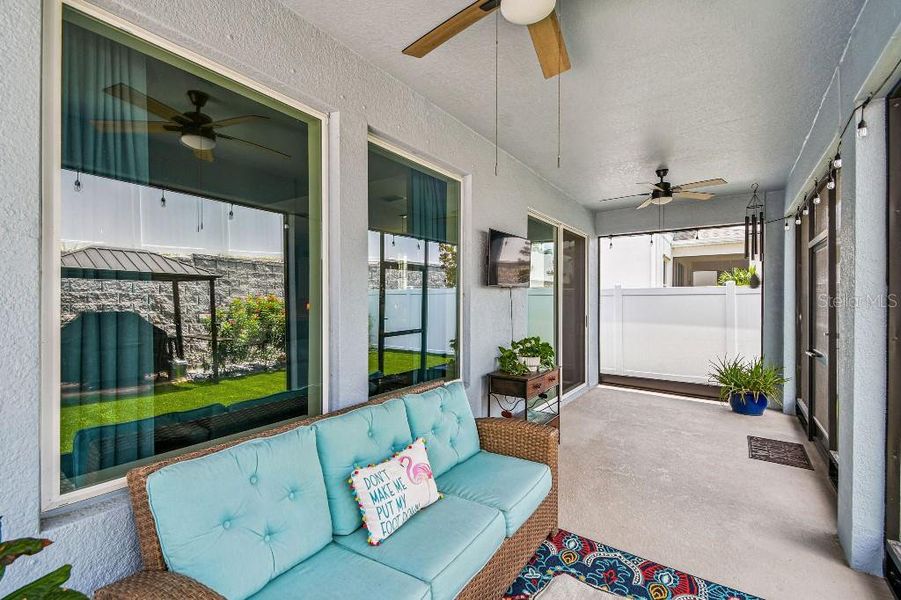 Furnished interior view inside a new home in , Tarpon Springs (Image 13).