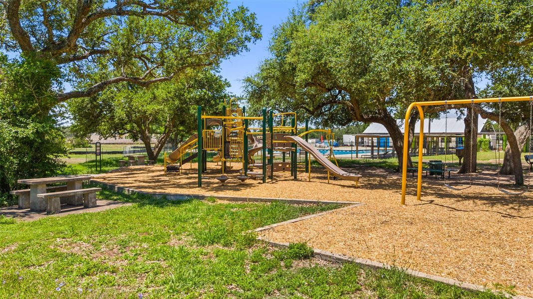 Community amenities in Cannon Ranch, Dripping Springs (Image 18).