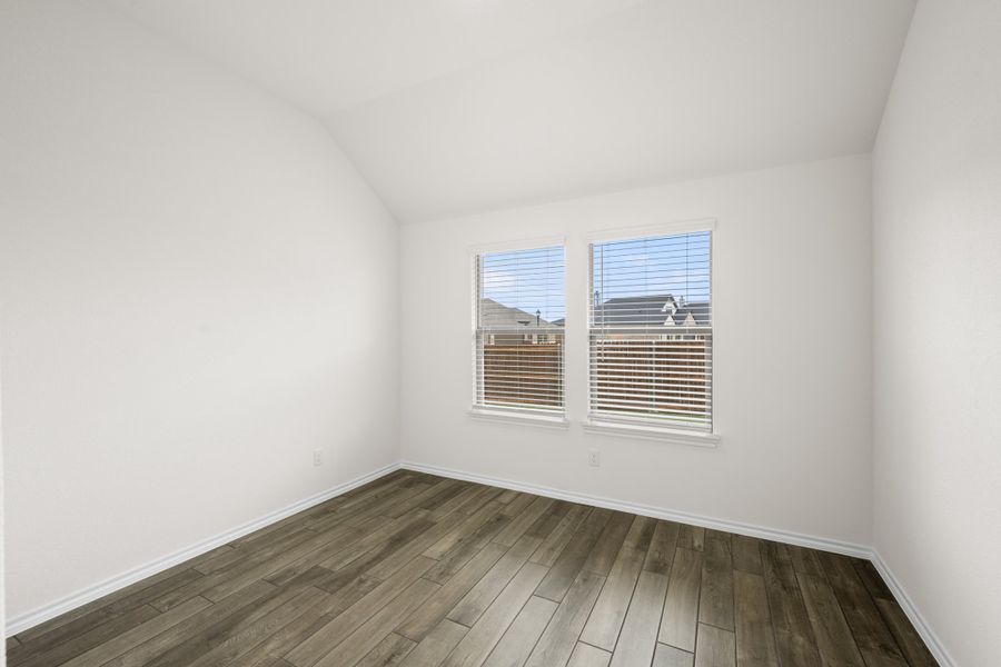 Spacious, unfurnished interior of a new home in Waterford Park, Weatherford (Image 25). Spacious, unfurnished interior of a new home in Waterford Park, Weatherford (Image 25).