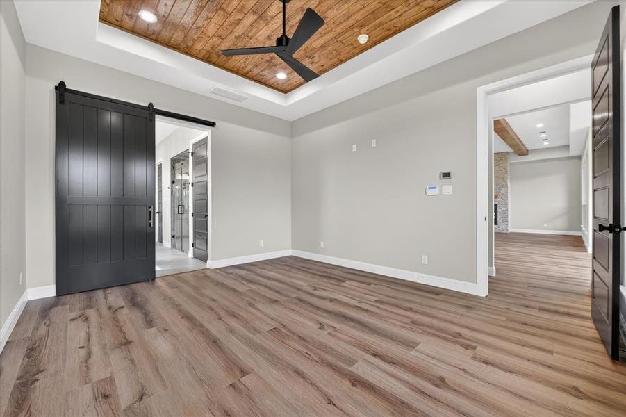 Spacious, unfurnished interior of a new home in , Burleson (Image 33).