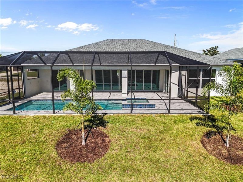 Exterior details and patio area of a home in Cape Coral, Cape Coral (Image 28).