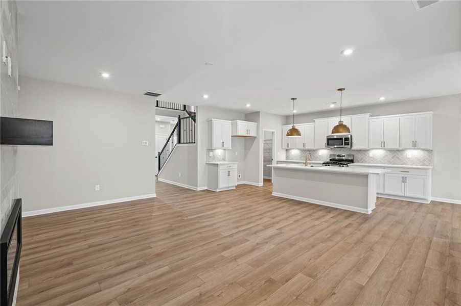 Spacious, unfurnished interior of a new home in The Reserve At Liberty Park, Braselton (Image 19).