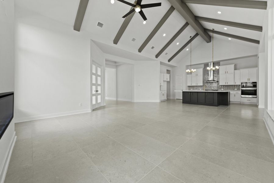Representative unfurnished interior of a home built from the The Leona by Westin Homes in ARTAVIA®, Conroe (Image 21).