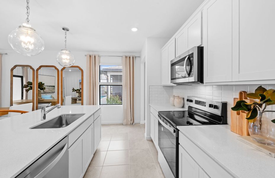 Furnished interior view inside a new home in Caloosa Cove, Labelle (Image 13).