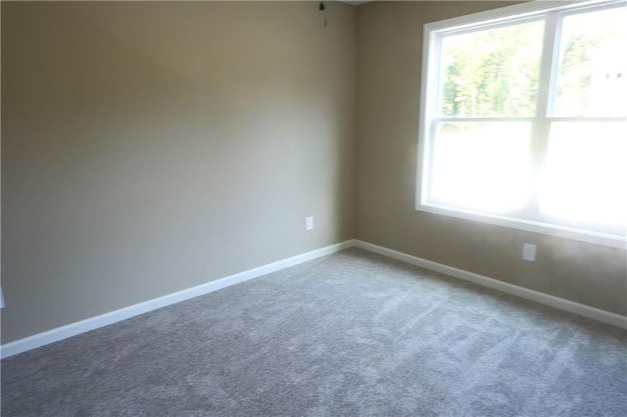 Spacious, unfurnished interior of a new home in , Gainesville (Image 14).