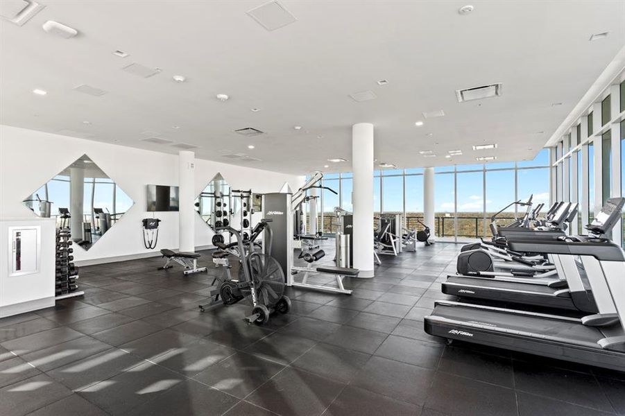 Community amenities in , St. Petersburg (Image 40).