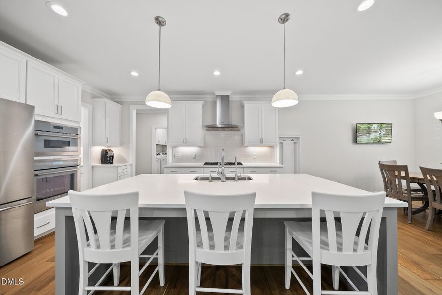 8420 Adagio Cir
