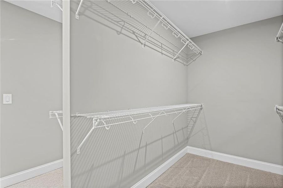 Spacious, unfurnished interior of a new home in Governor’s Preserve, Canton (Image 33).