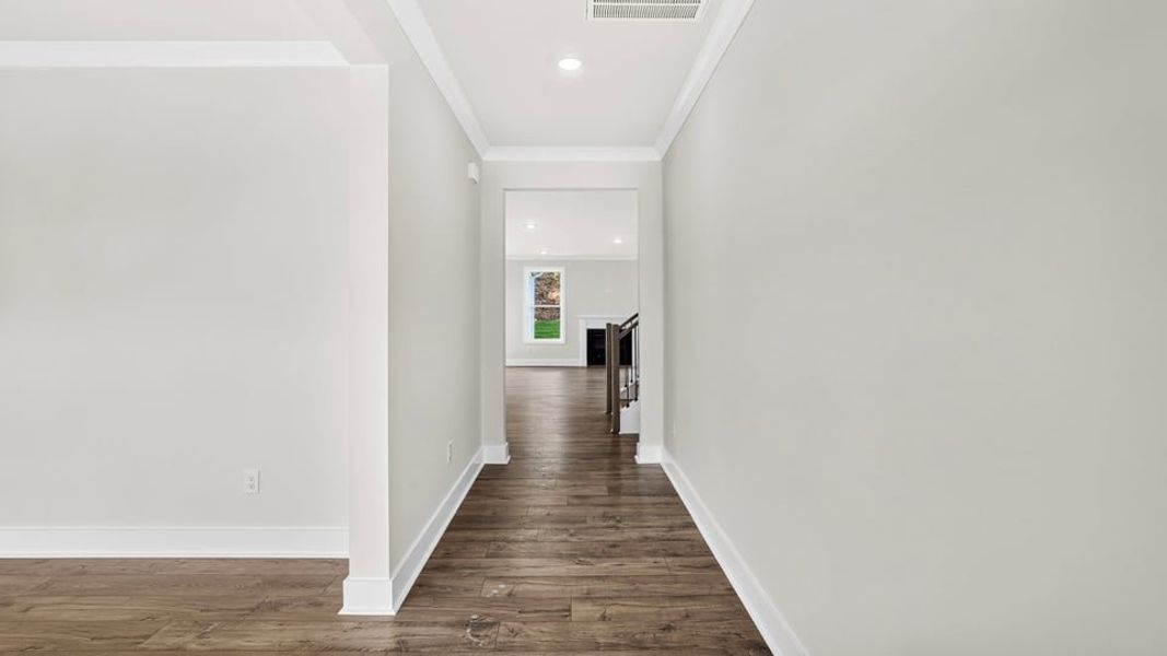 Spacious, unfurnished interior of a new home in Sunset Summits, Spartanburg (Image 18). Spacious, unfurnished interior of a new home in Sunset Summits, Spartanburg (Image 18).