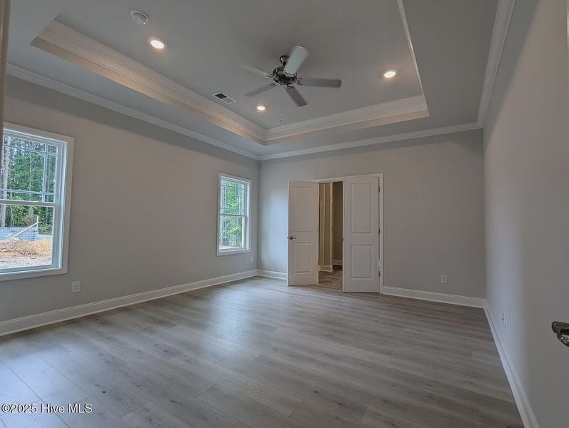 Spacious, unfurnished interior of a new home in Harvest Creek, Nashville (Image 18).