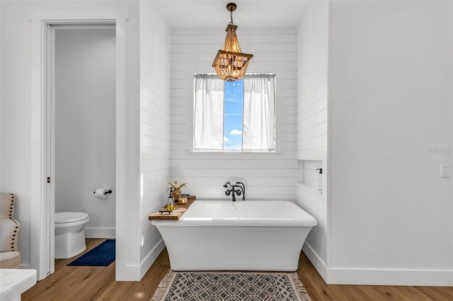 Image 85 of a home in .