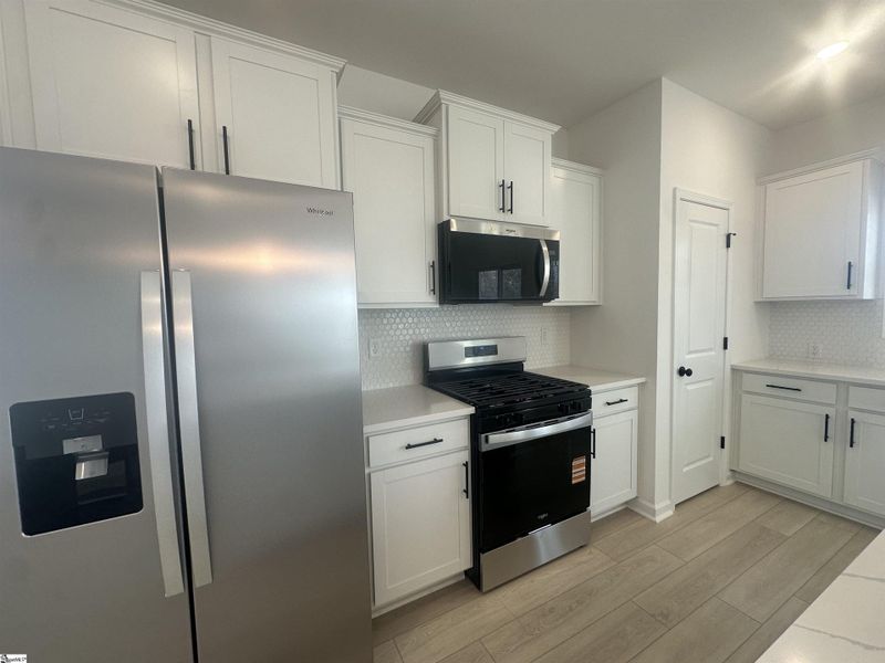 Furnished interior view inside a new home in Shiloh Trail, Wellford (Image 11).