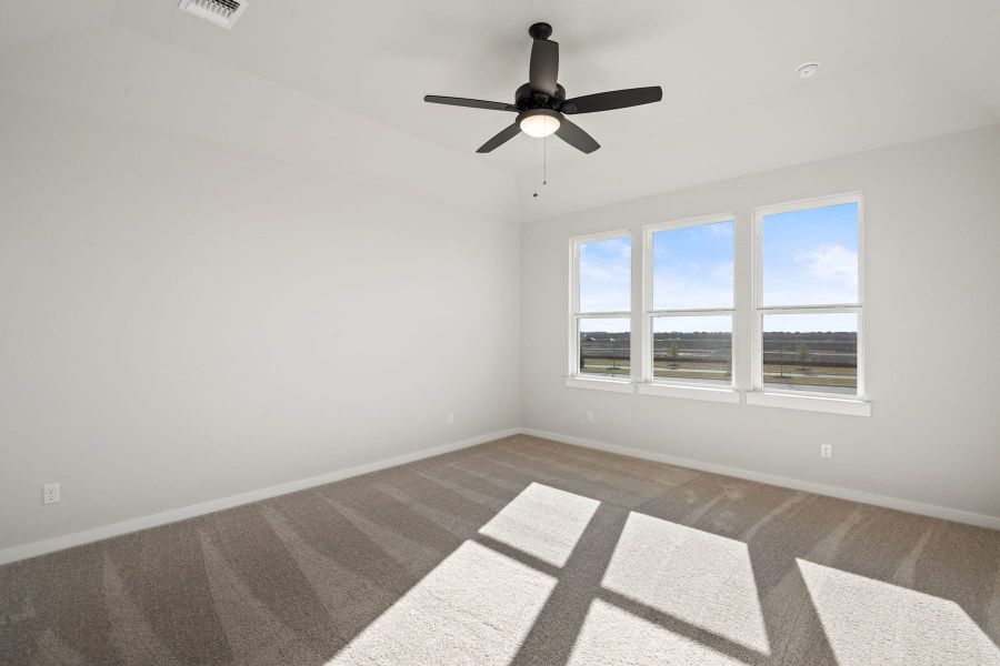 Spacious, unfurnished interior of a new home in Flora, Hutto (Image 39).
