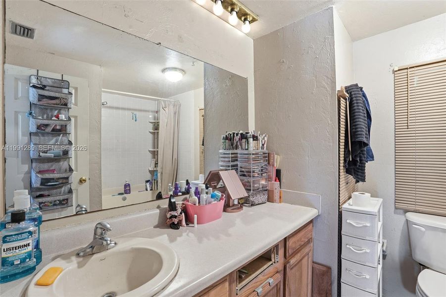 Furnished interior view inside a new home in , Labelle (Image 14). Furnished interior view inside a new home in , Labelle (Image 14).