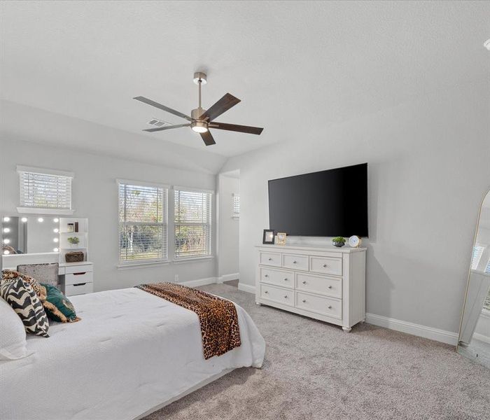 Furnished interior view inside a new home in The Lakes at Parks of Aledo, Aledo (Image 27).