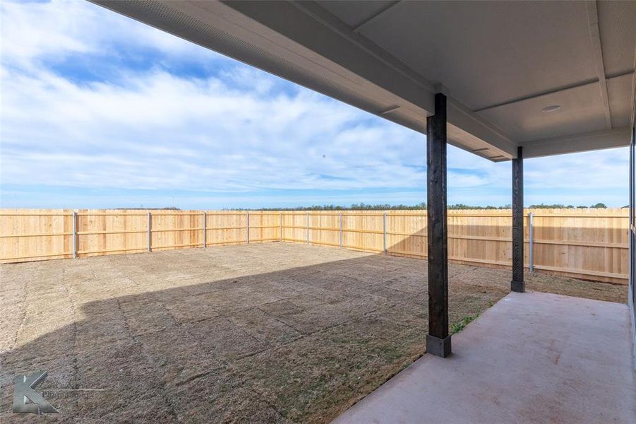 Exterior details and patio area of a home in , Abilene (Image 4).
