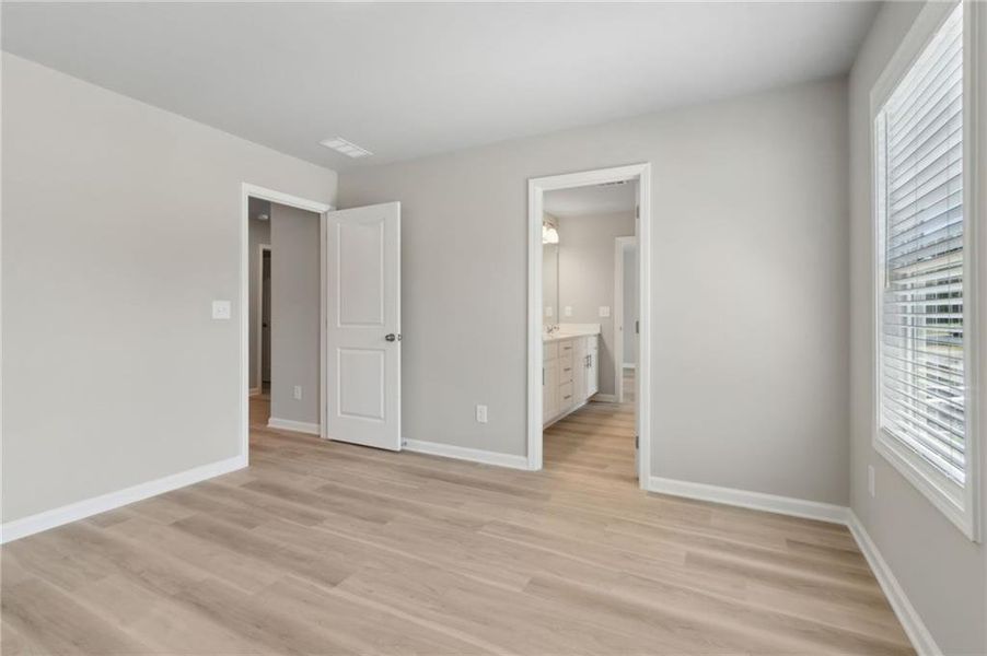 Spacious, unfurnished interior of a new home in , Hoschton (Image 39). Spacious, unfurnished interior of a new home in , Hoschton (Image 39).