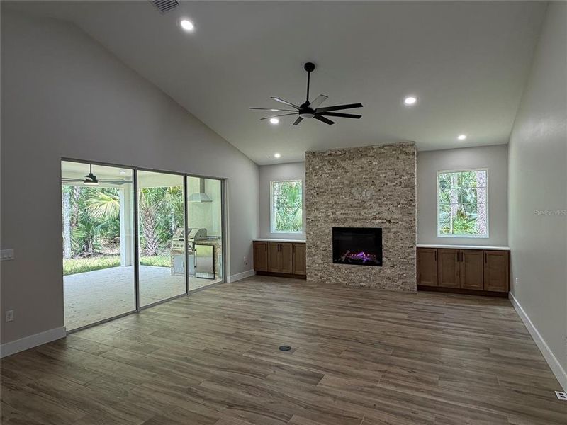 Spacious, unfurnished interior of a new home in , Geneva (Image 17).