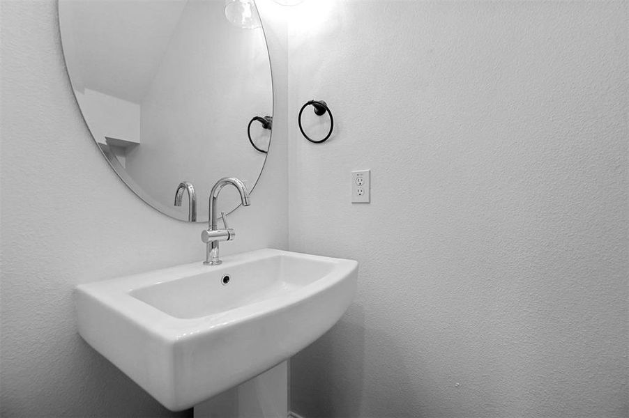 Bathroom featuring sink