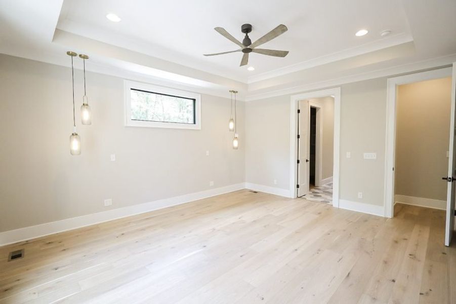 Spacious, unfurnished interior of a new home in Hidden River, Signal Mountain (Image 105). Spacious, unfurnished interior of a new home in Hidden River, Signal Mountain (Image 105).