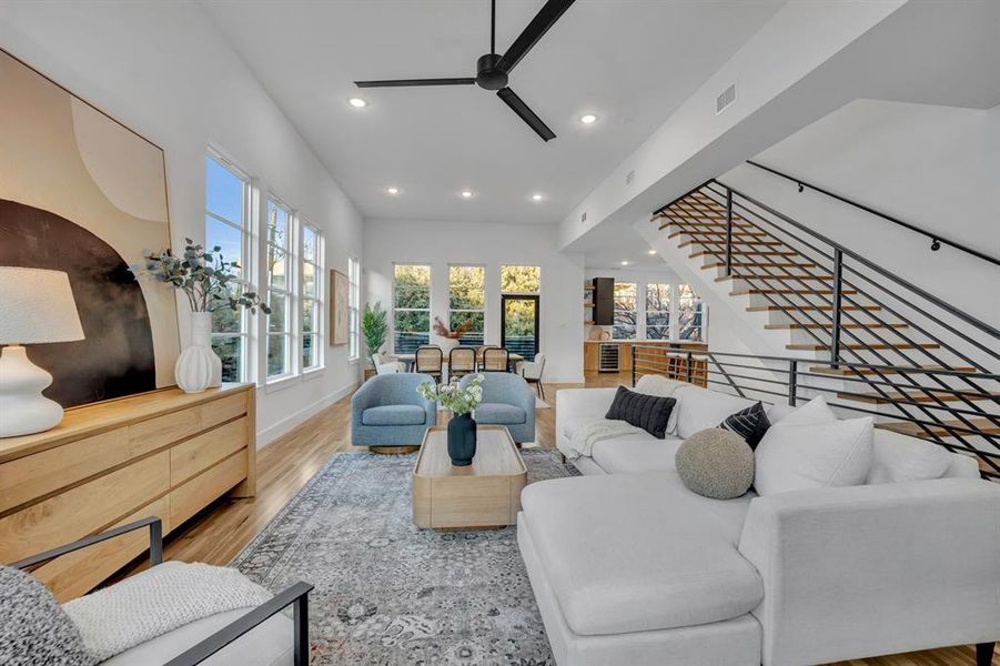 Furnished interior view inside a new home in , Dallas (Image 25). Furnished interior view inside a new home in , Dallas (Image 25).