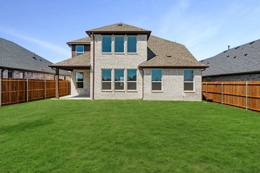 Representative exterior details of a home built from the Salado by UnionMain Homes in Legacy Hills, Celina (Image 3).