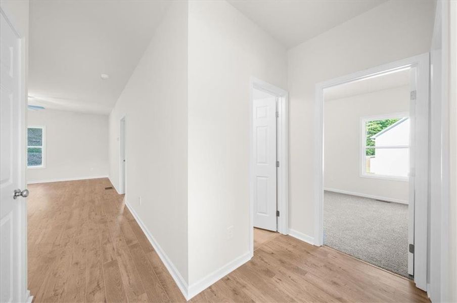 Spacious, unfurnished interior of a new home in , Gainesville (Image 36).