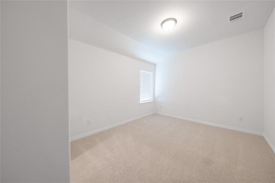 Spacious, unfurnished interior of a new home in Churchill: Meadows 50', Anna (Image 18). Spacious, unfurnished interior of a new home in Churchill: Meadows 50', Anna (Image 18).