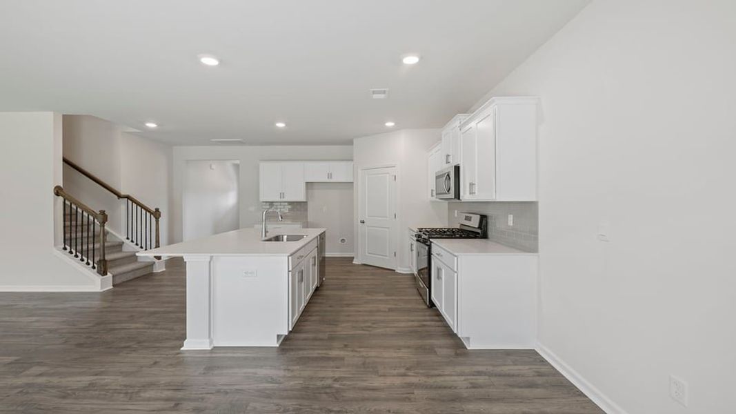 Furnished interior view inside a new home in Hunters Ridge, Woodruff (Image 9).