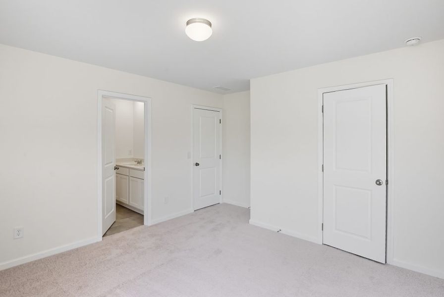 Spacious, unfurnished interior of a new home in The Retreat at Browns Ridge, Newnan (Image 36).