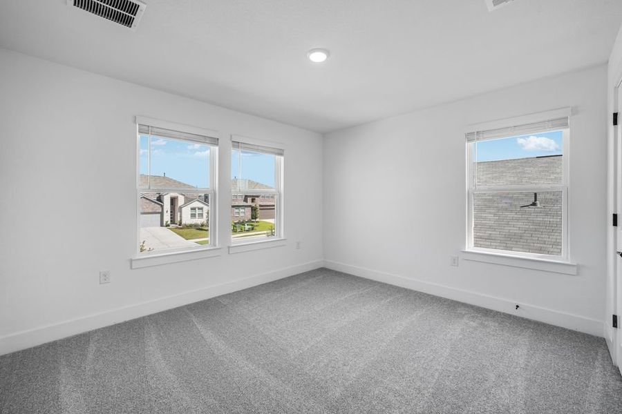 Spacious, unfurnished interior of a new home in Lisso 50s, Pflugerville (Image 11).