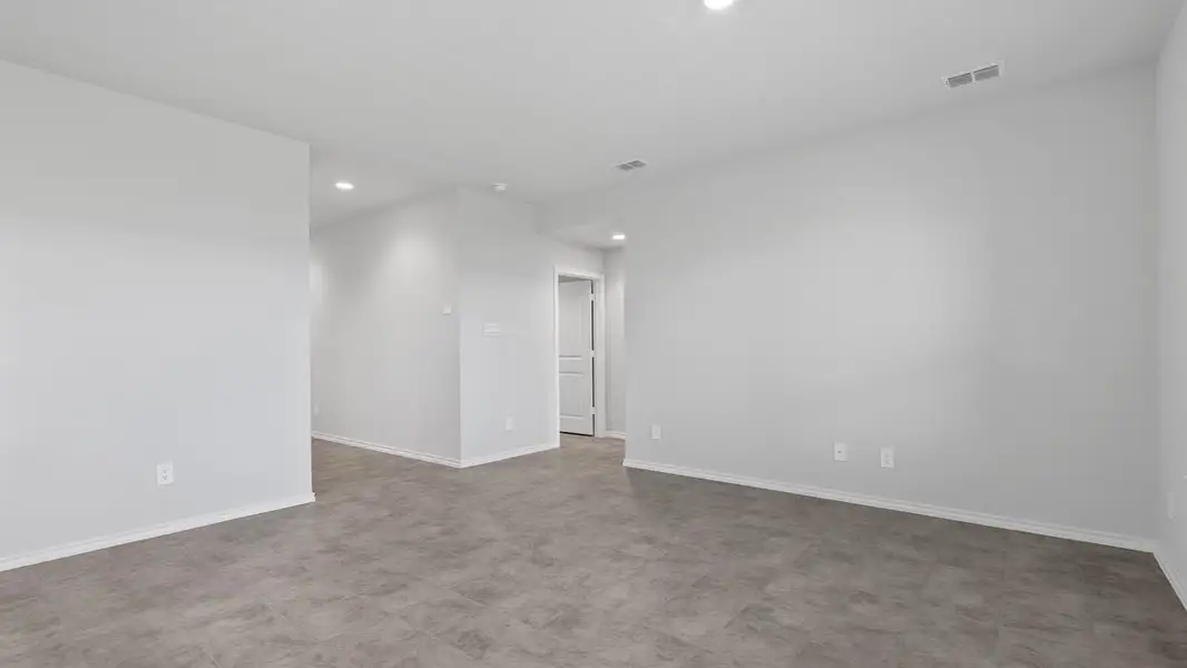 Spacious, unfurnished interior of a new home in Lankford Farms, Cleburne (Image 22). Spacious, unfurnished interior of a new home in Lankford Farms, Cleburne (Image 22).