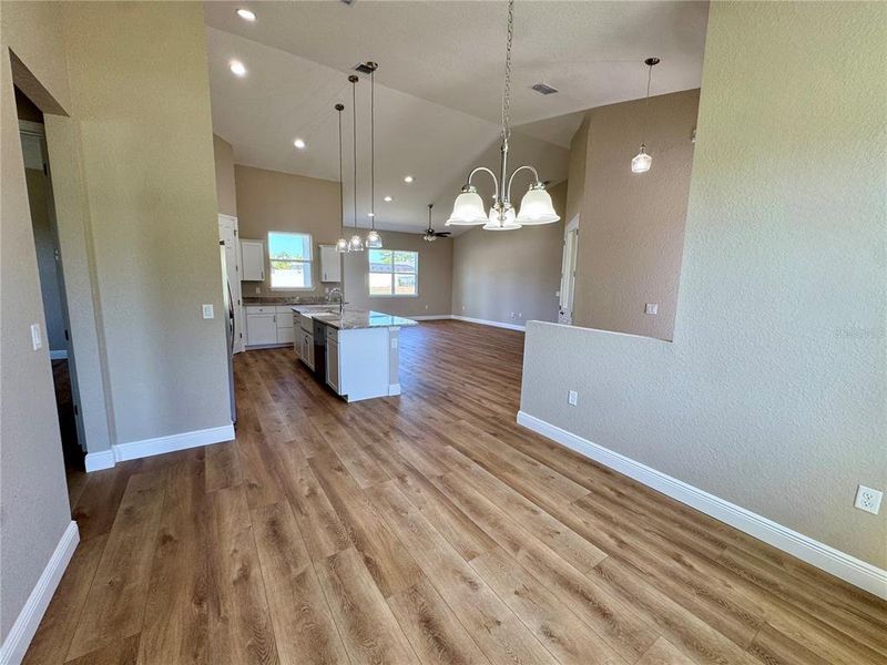 Spacious, unfurnished interior of a new home in , Ocala (Image 18).