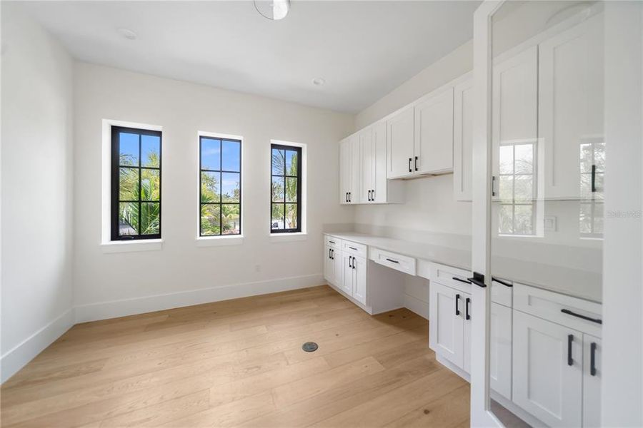 Spacious, unfurnished interior of a new home in , Longboat Key (Image 25). Spacious, unfurnished interior of a new home in , Longboat Key (Image 25).