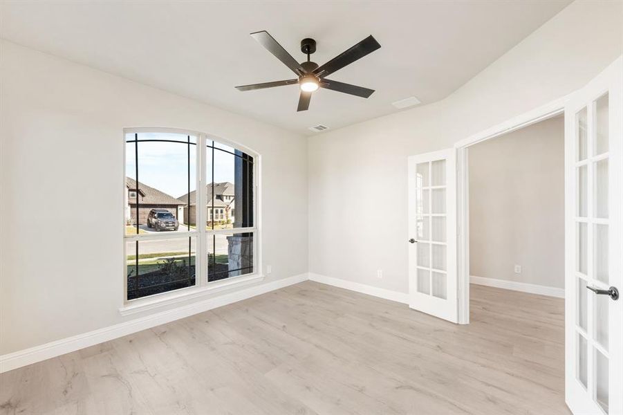 Spacious, unfurnished interior of a new home in Anderson Crossing, Trenton (Image 37). Spacious, unfurnished interior of a new home in Anderson Crossing, Trenton (Image 37).