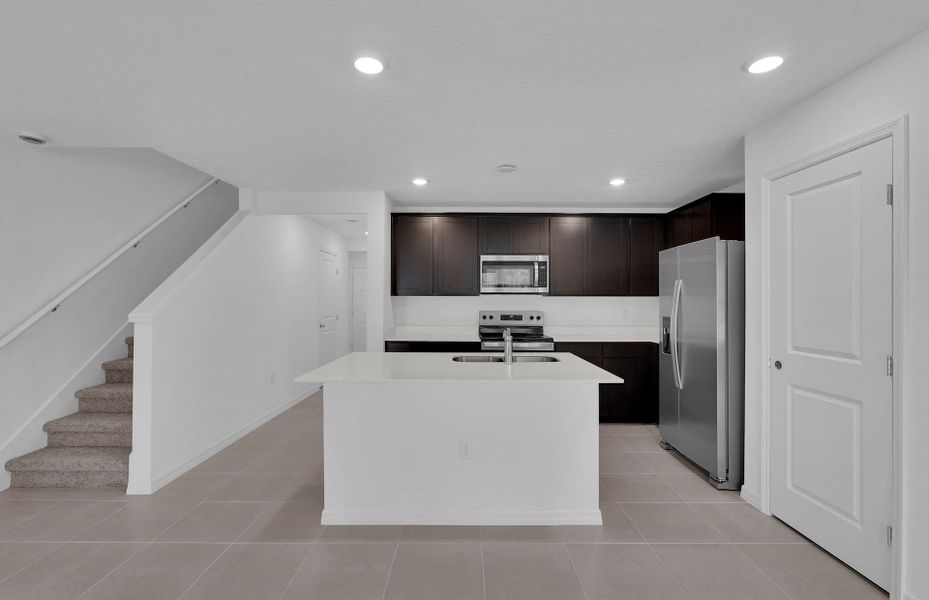 Furnished interior view inside a new home in Normandy Pines, Jacksonville (Image 10).