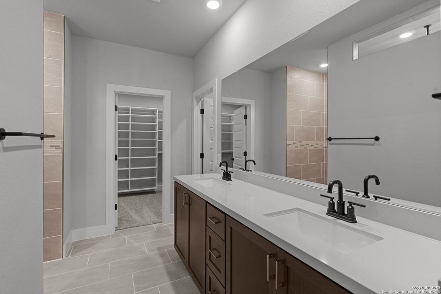 Furnished interior view inside a new home in Skybrooke, San Antonio (Image 6). Furnished interior view inside a new home in Skybrooke, San Antonio (Image 6).