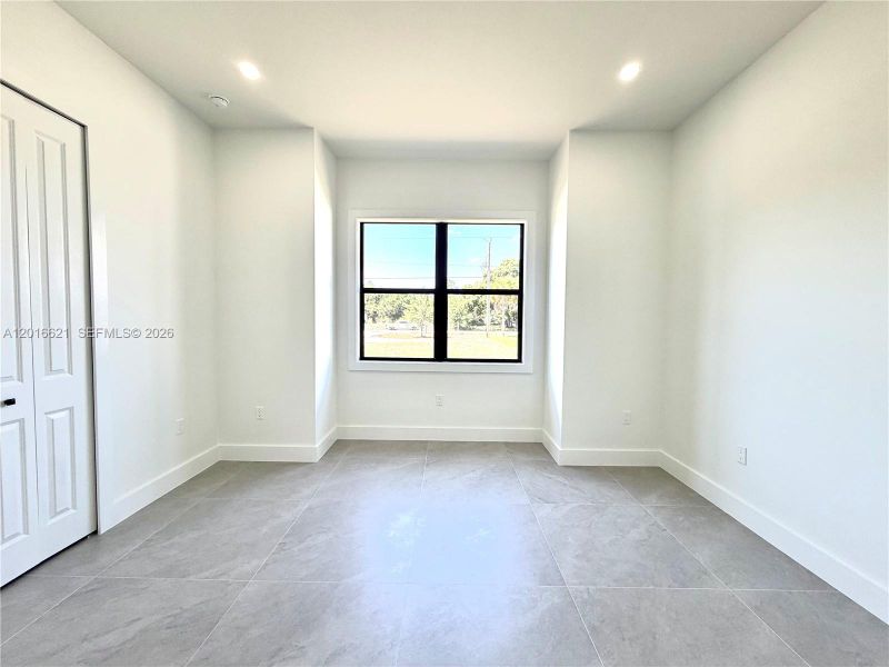 Spacious, unfurnished interior of a new home in , Naples (Image 28). Spacious, unfurnished interior of a new home in , Naples (Image 28).