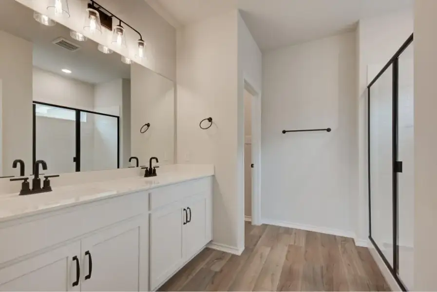 Representative furnished interior of a home built from the Brodie by Ashton Woods in Saddlebrook Ranch, Schertz (Image 6).