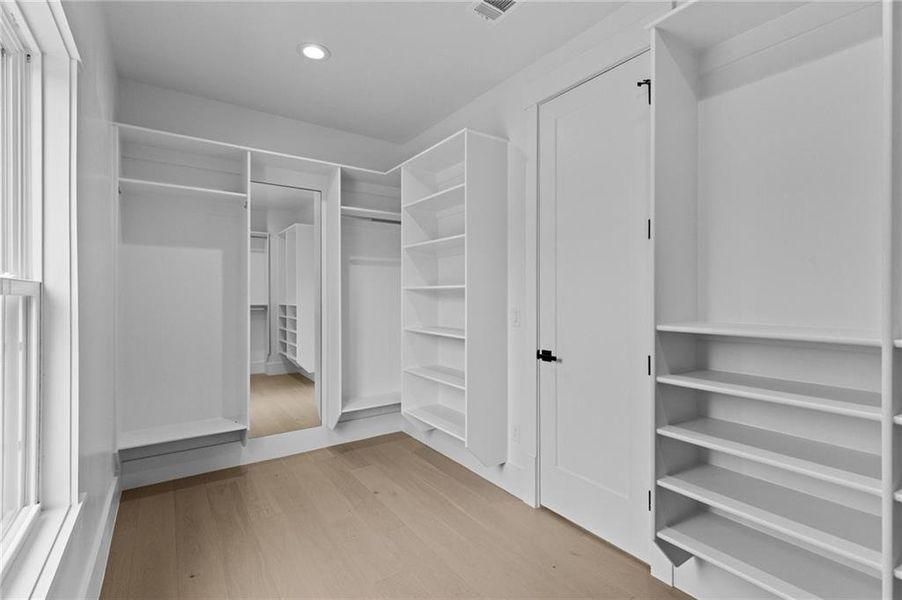 Spacious, unfurnished interior of a new home in , Dacula (Image 63).