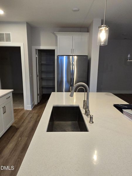 KITCHEN ISLAND KITCHEN ISLAND