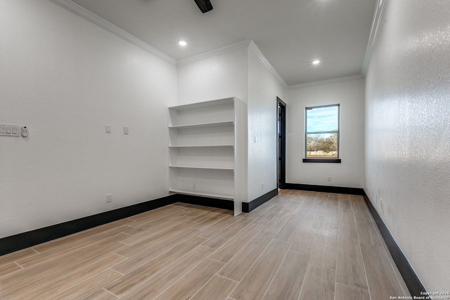 Spacious, unfurnished interior of a new home in , Castroville (Image 30).