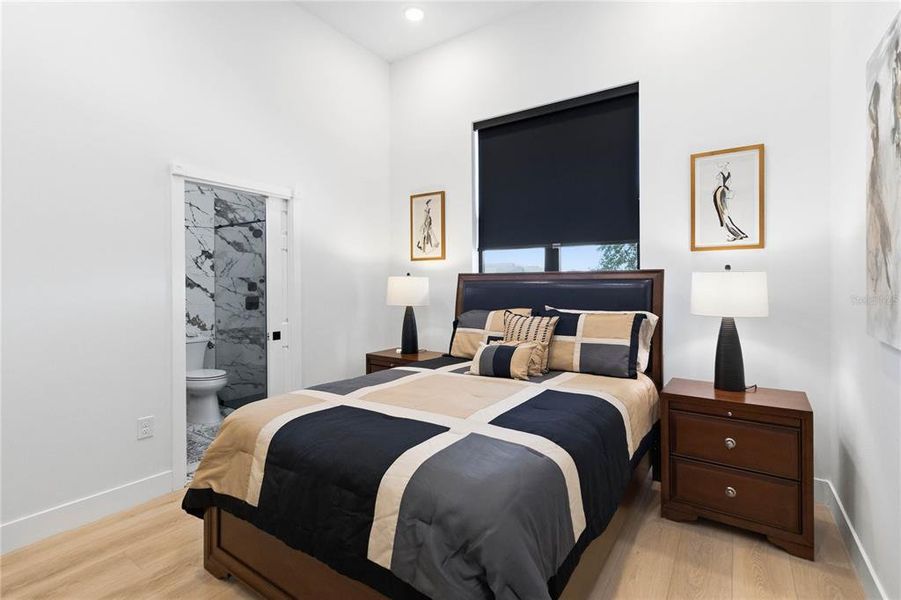 Furnished interior view inside a new home in , Groveland (Image 18).
